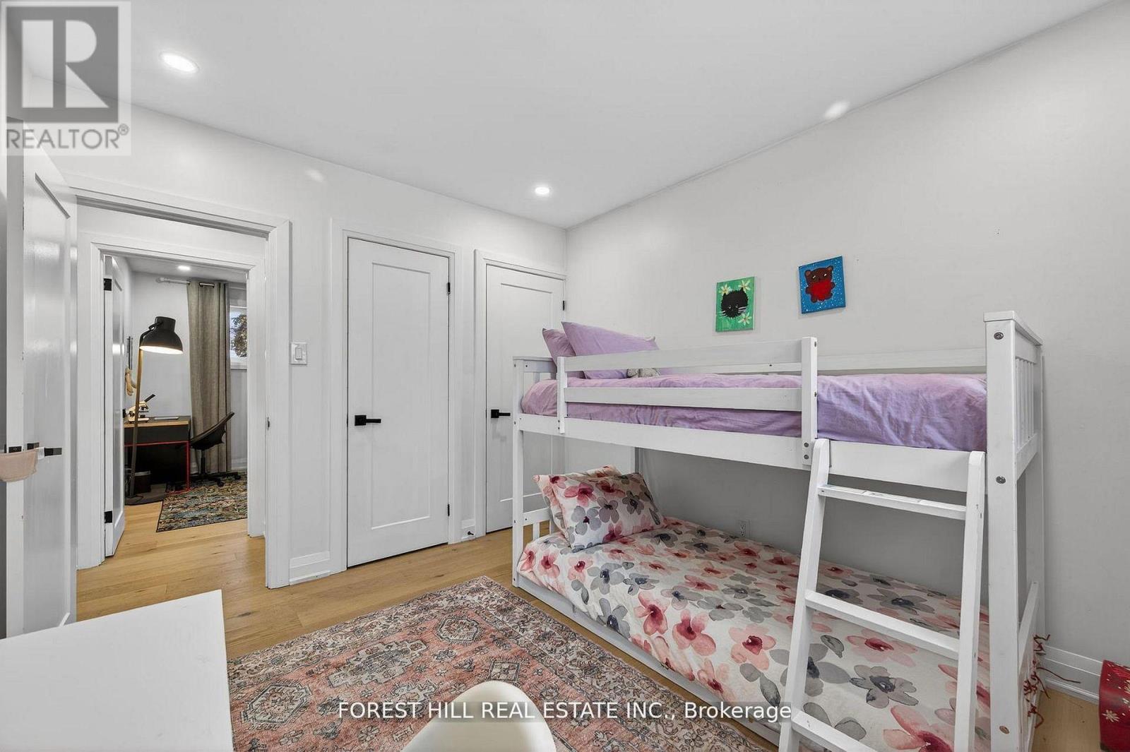 4 Holman Crescent, Aurora, Ontario  L4G 1Z9 - Photo 15 - N12949584