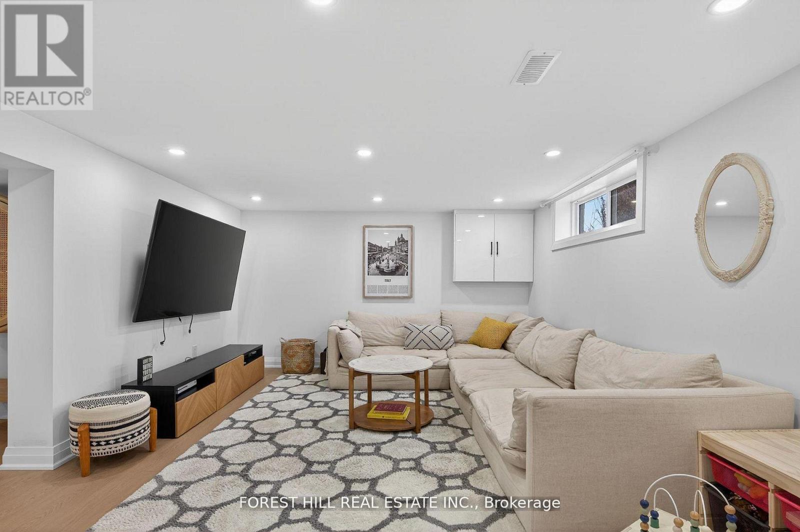 4 Holman Crescent, Aurora, Ontario  L4G 1Z9 - Photo 27 - N12949584