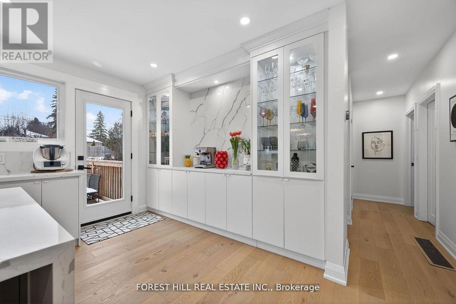 4 Holman Crescent, Aurora, Ontario  L4G 1Z9 - Photo 9 - N12949584