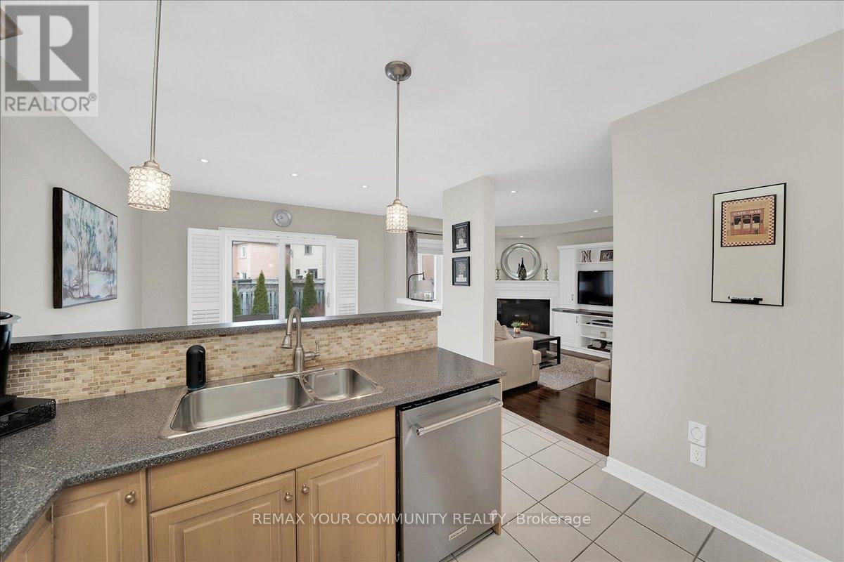 130 Princeton Gate, Vaughan, Ontario  L6A 2S7 - Photo 15 - N12949590