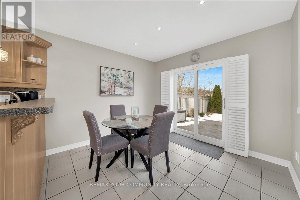 130 Princeton Gate, Vaughan, Ontario  L6A 2S7 - Photo 17 - N12949590