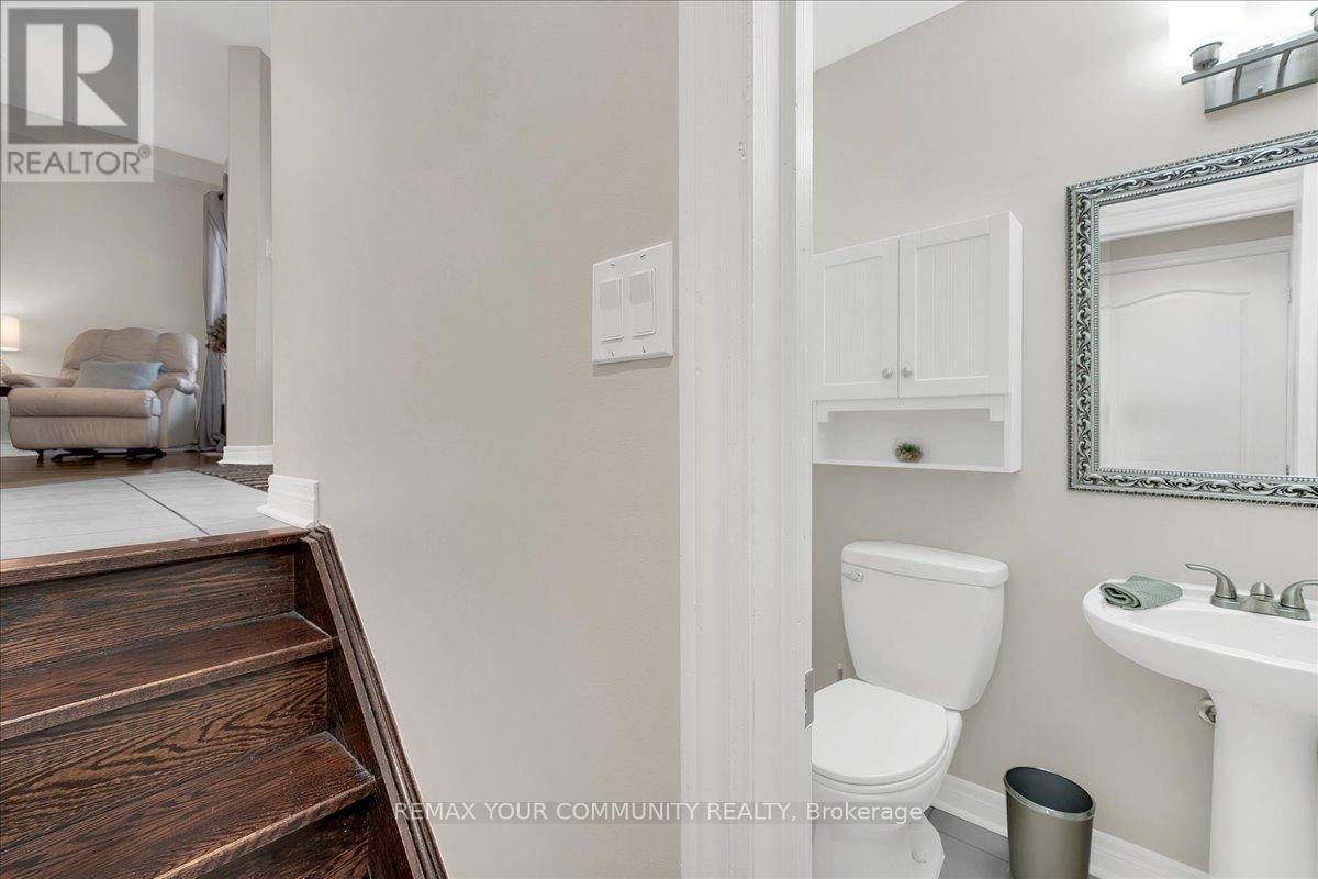 130 Princeton Gate, Vaughan, Ontario  L6A 2S7 - Photo 20 - N12949590