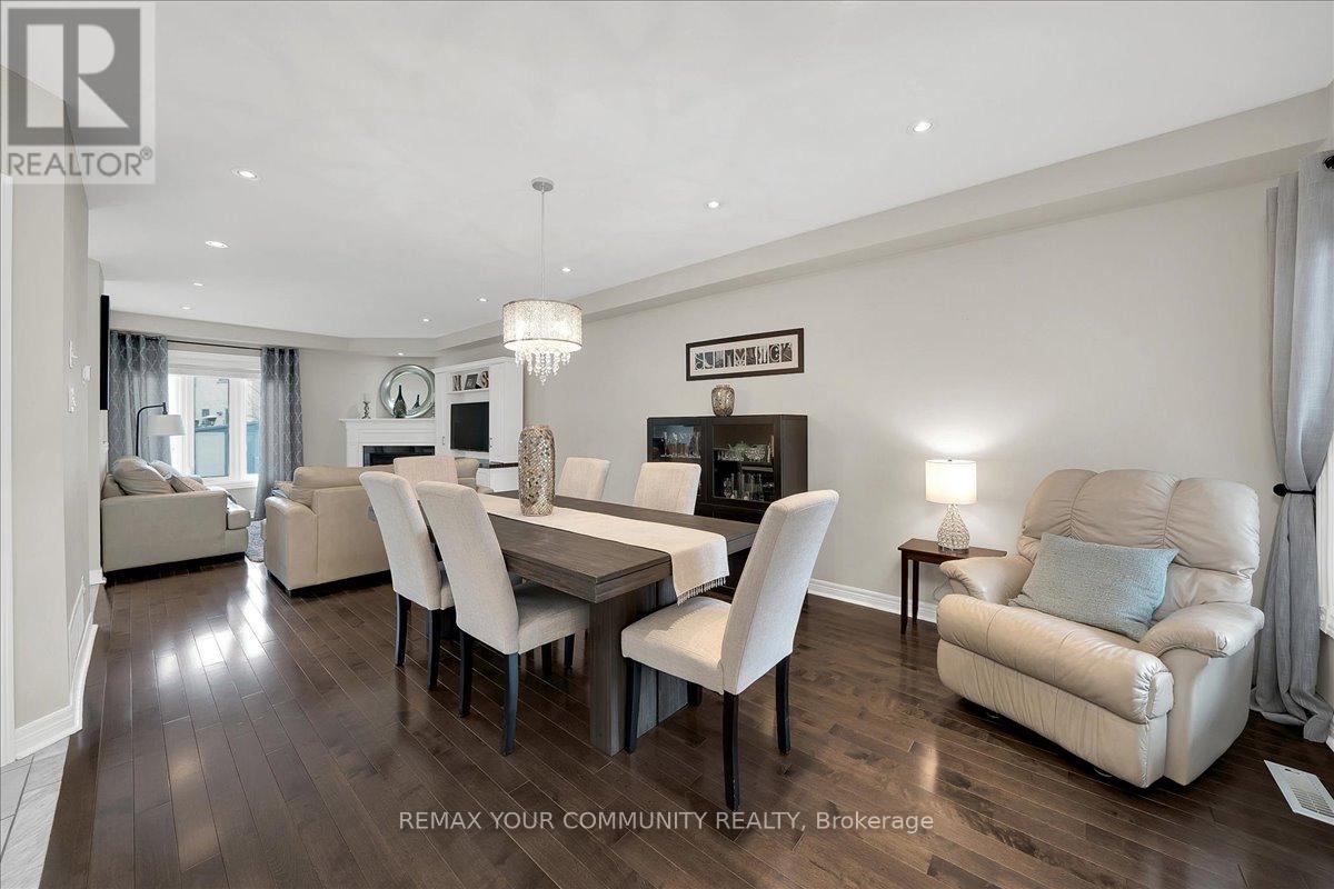 130 Princeton Gate, Vaughan, Ontario  L6A 2S7 - Photo 9 - N12949590