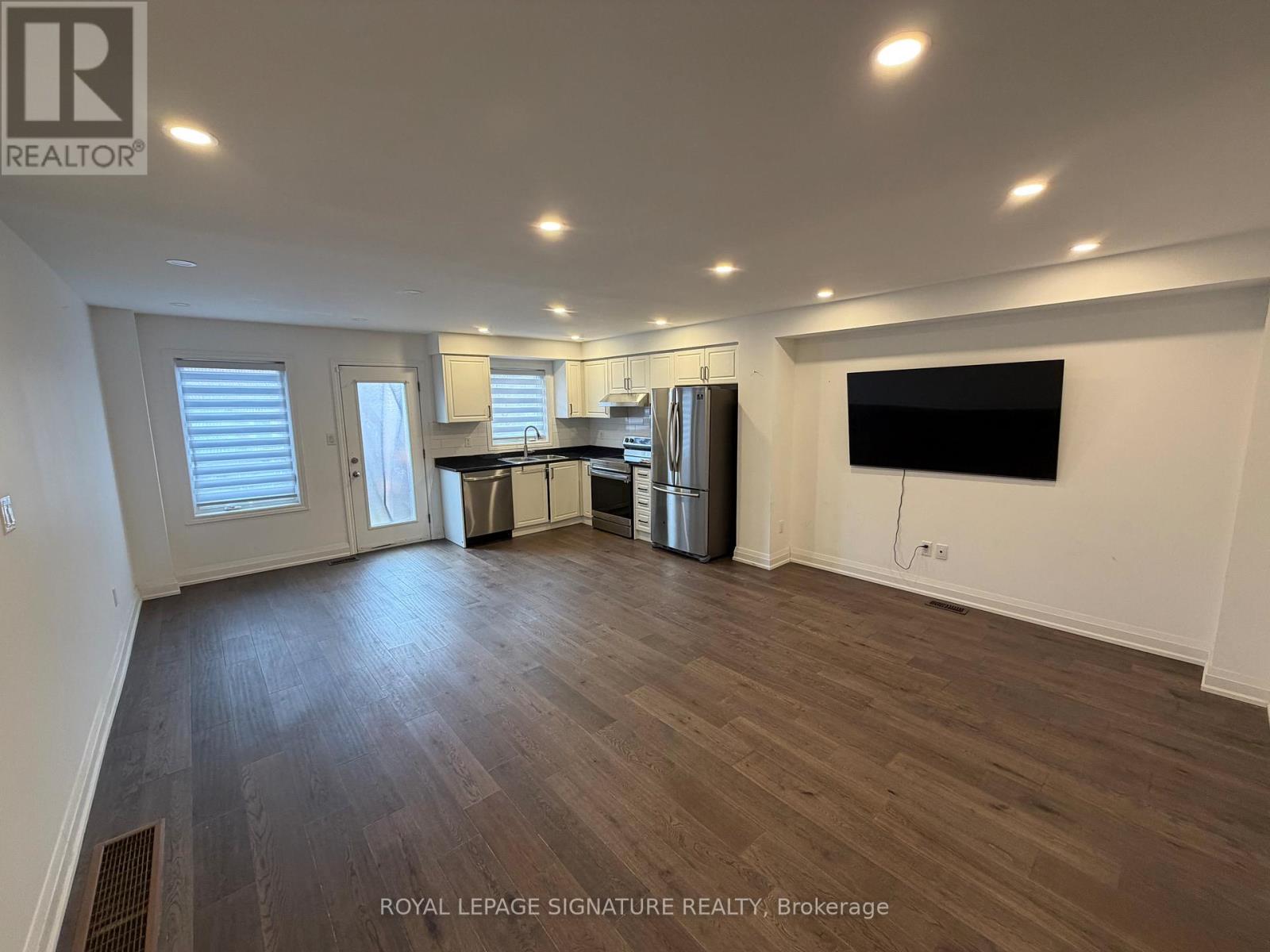 22 Muscadel Road, Vaughan, Ontario  L4H 3L8 - Photo 10 - N12949594