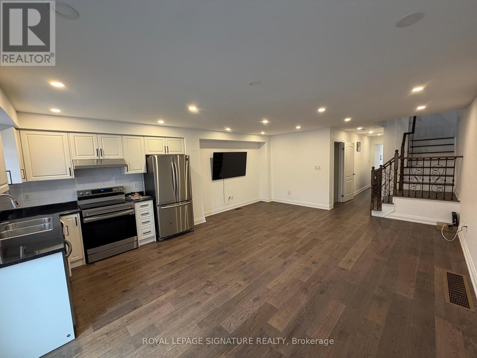 22 Muscadel Road, Vaughan, Ontario  L4H 3L8 - Photo 11 - N12949594