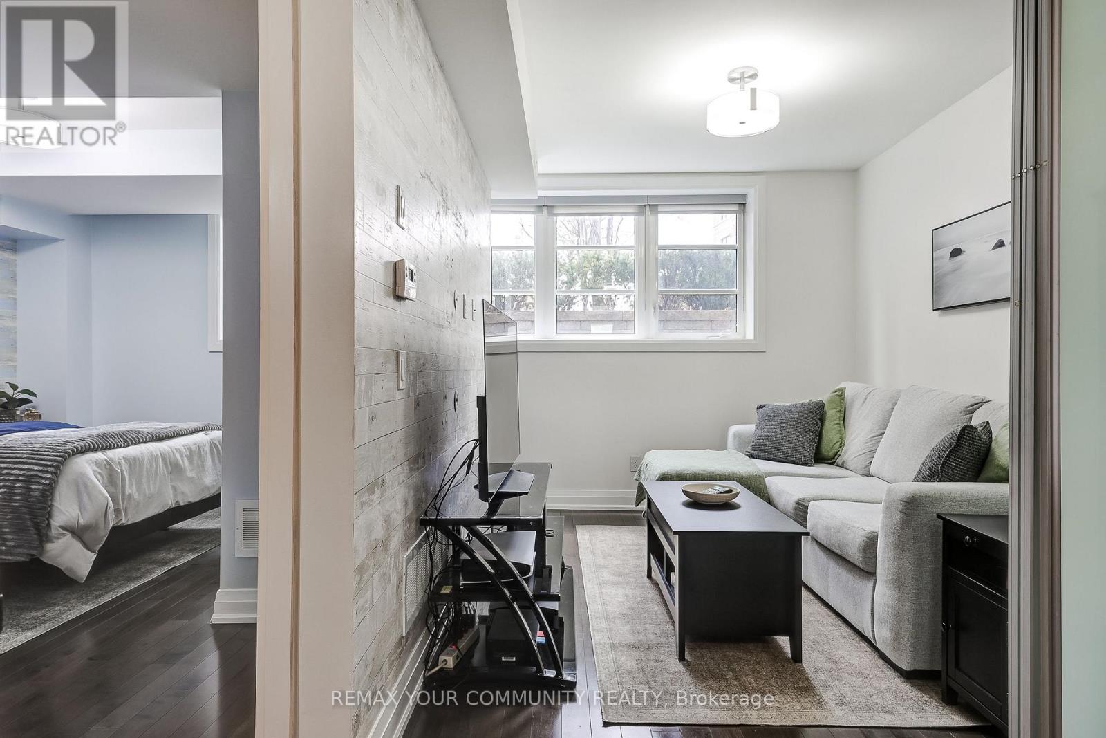 29 - 8169 Kipling Avenue, Vaughan, Ontario  L4L 0G4 - Photo 11 - N12949604