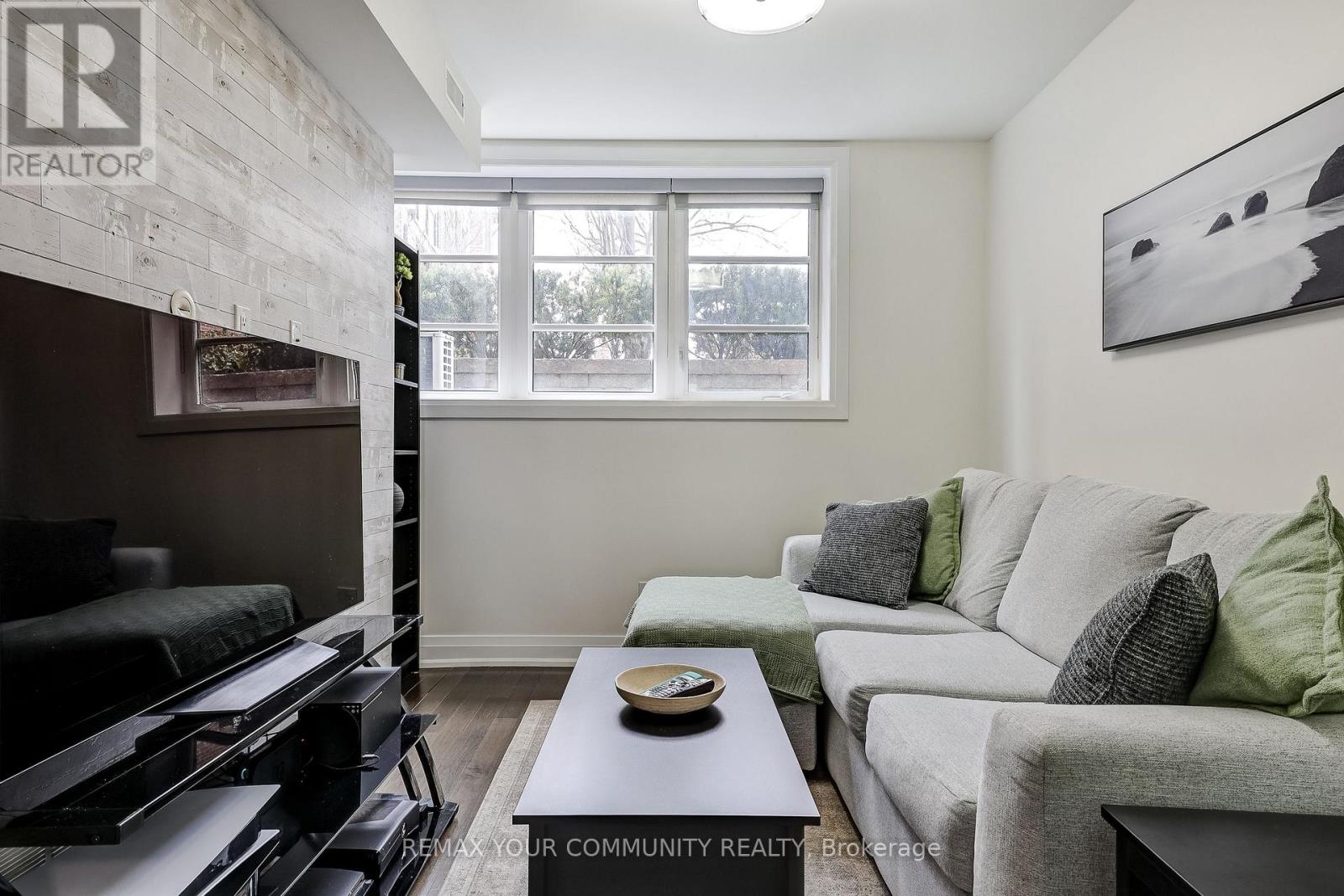 29 - 8169 Kipling Avenue, Vaughan, Ontario  L4L 0G4 - Photo 12 - N12949604