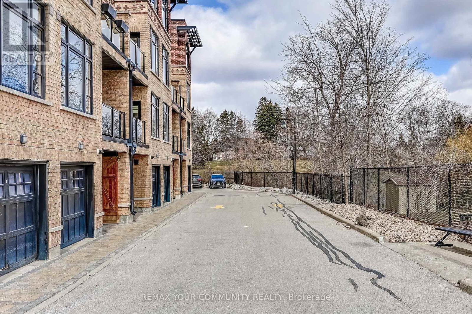 29 - 8169 Kipling Avenue, Vaughan, Ontario  L4L 0G4 - Photo 20 - N12949604