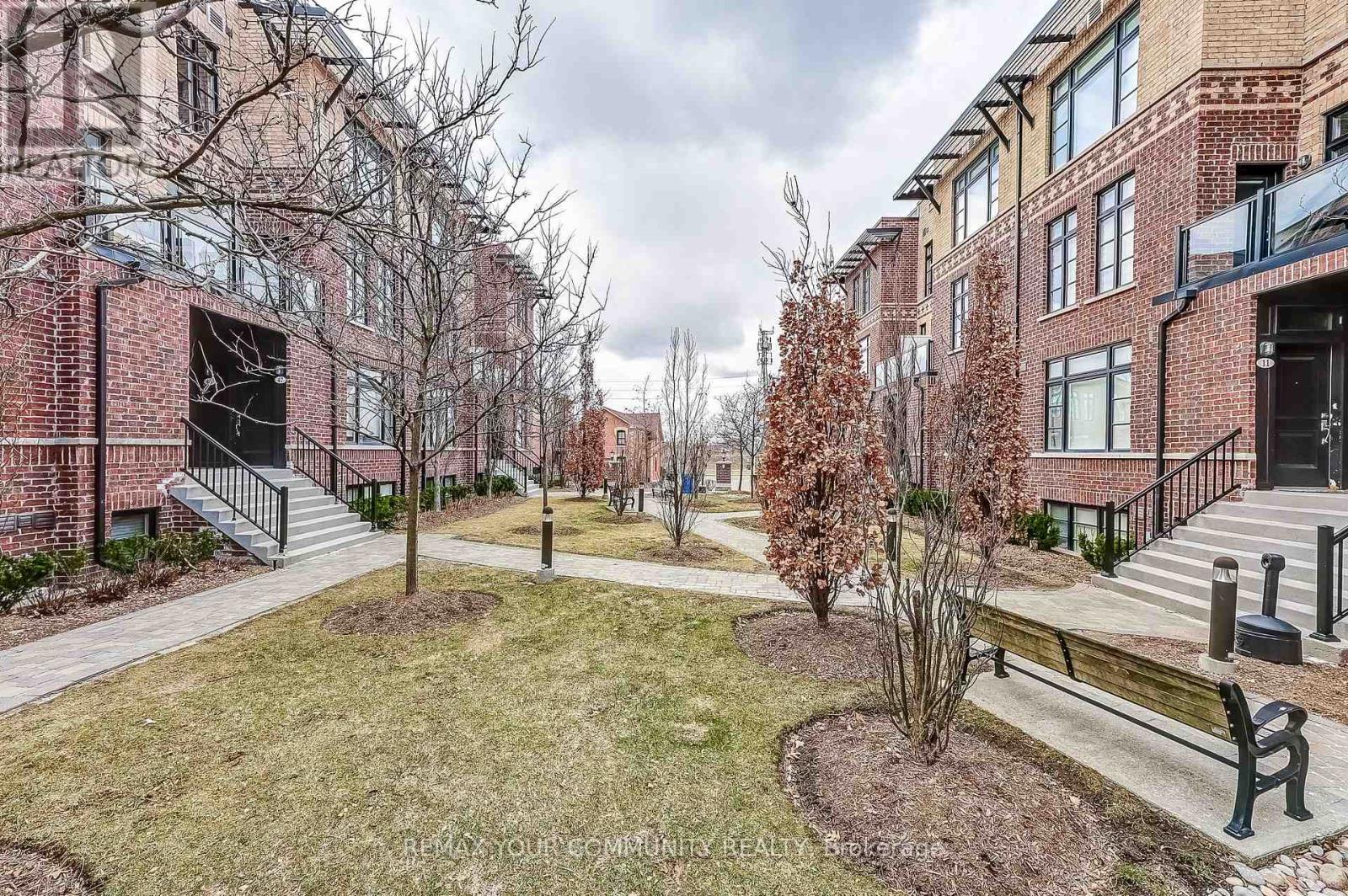 29 - 8169 Kipling Avenue, Vaughan, Ontario  L4L 0G4 - Photo 21 - N12949604