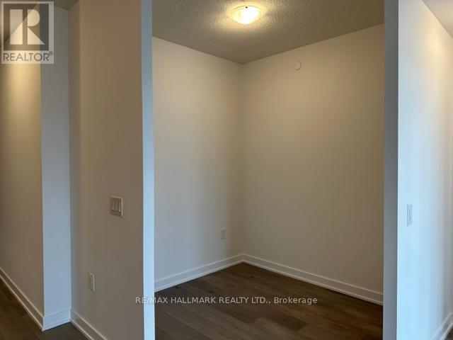 822 - 38 Honeycrisp Crescent, Vaughan, Ontario  L4K 0M8 - Photo 10 - N12949622