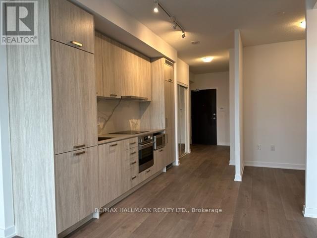 822 - 38 Honeycrisp Crescent, Vaughan, Ontario  L4K 0M8 - Photo 5 - N12949622