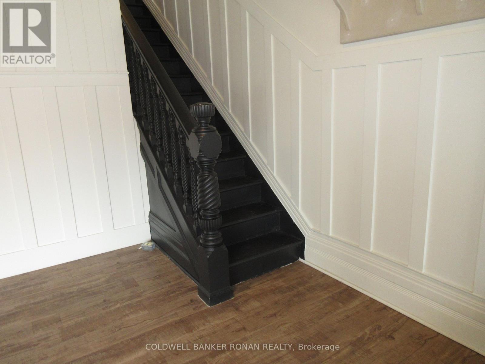 78 Victoria Street E, New Tecumseth, Ontario  L9R 1L5 - Photo 3 - N12949682