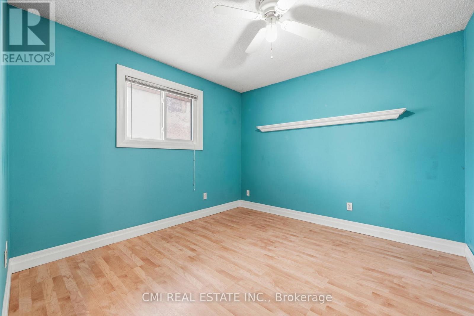 5 Pineway Avenue, Georgina, Ontario  L4P 1X8 - Photo 23 - N12949722