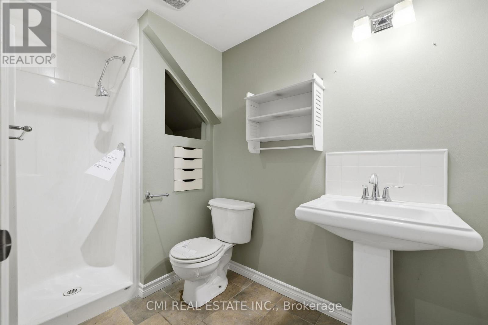 5 Pineway Avenue, Georgina, Ontario  L4P 1X8 - Photo 31 - N12949722