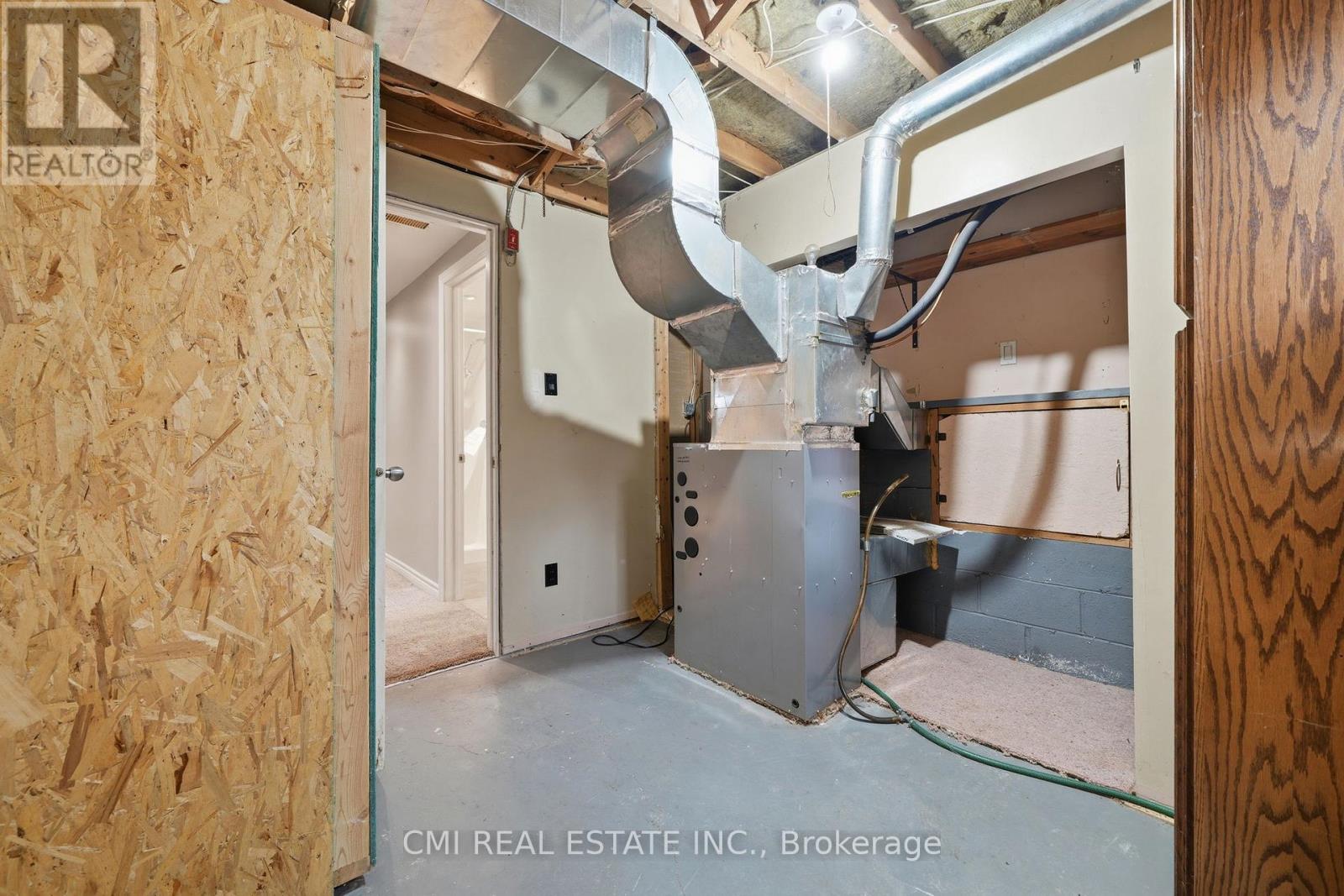 5 Pineway Avenue, Georgina, Ontario  L4P 1X8 - Photo 37 - N12949722