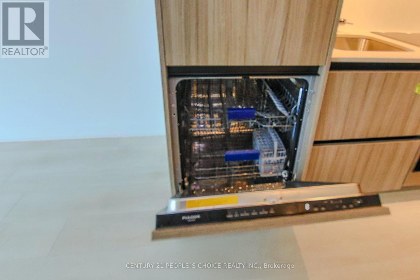 1310 - 7950 Bathurst Street, Vaughan, Ontario  L4J 0A4 - Photo 28 - N12949724