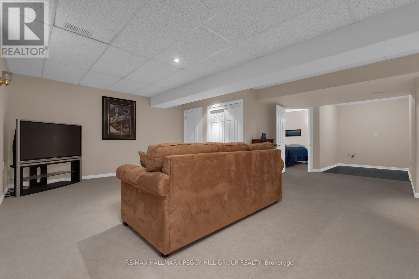 121 Quigley Street, Essa, Ontario  L3W 0P5 - Photo 10 - N12949728