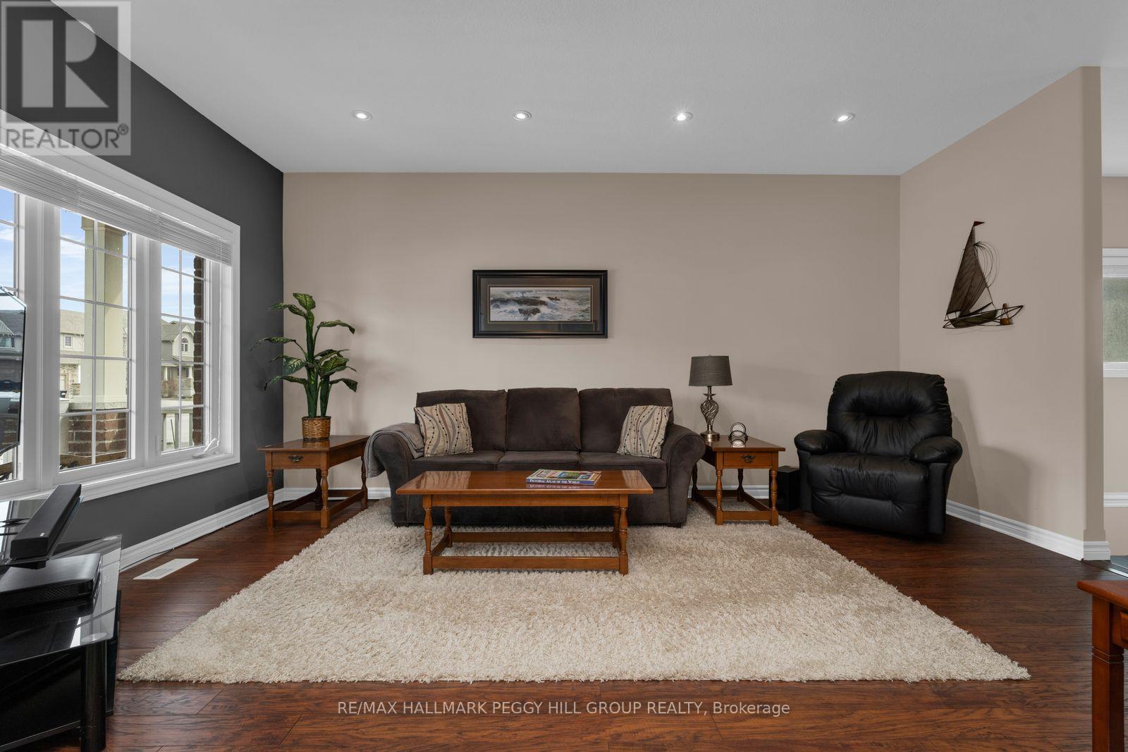 121 Quigley Street, Essa, Ontario  L3W 0P5 - Photo 2 - N12949728