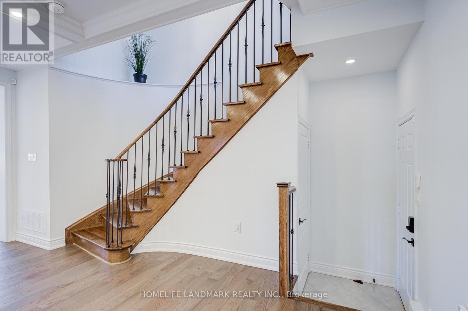 24 Haskett Drive, Markham, Ontario  L6B 0S9 - Photo 11 - N12949804