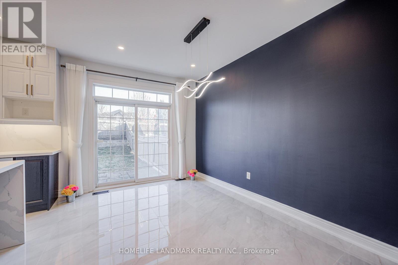 24 Haskett Drive, Markham, Ontario  L6B 0S9 - Photo 12 - N12949804