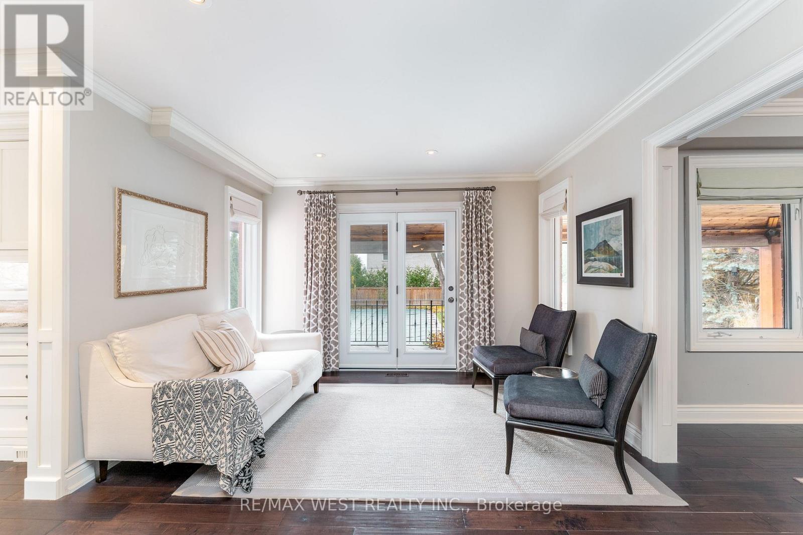 18 Harrowsmith Place, Richmond Hill, Ontario  L4E 2J9 - Photo 11 - N12949820