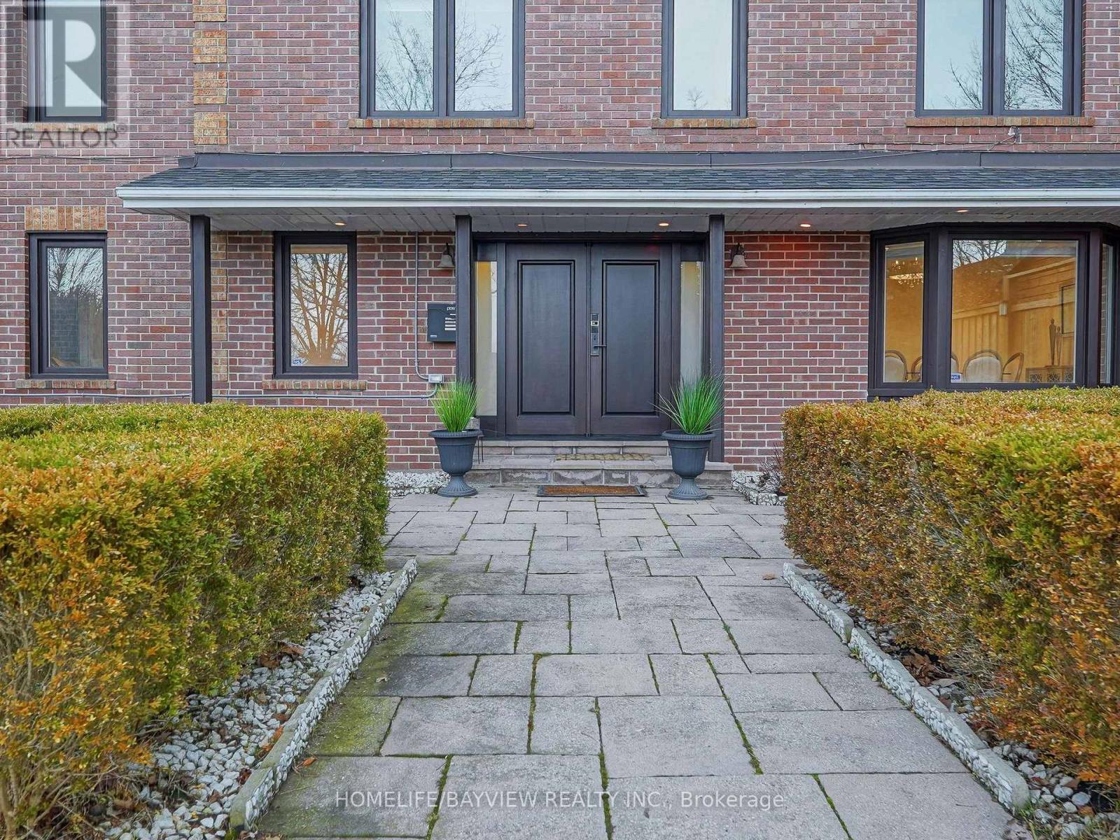 6 Tanjo Court, Vaughan, Ontario  L4J 3B4 - Photo 4 - N12949842