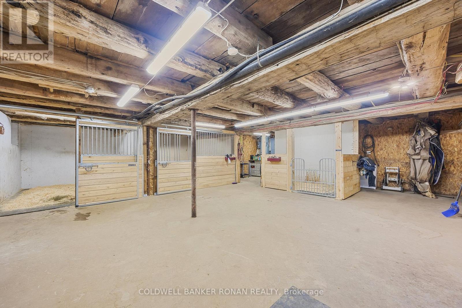 5735 Concession Rd 6, Adjala-Tosorontio, Ontario  L0M 1J0 - Photo 13 - N12949920