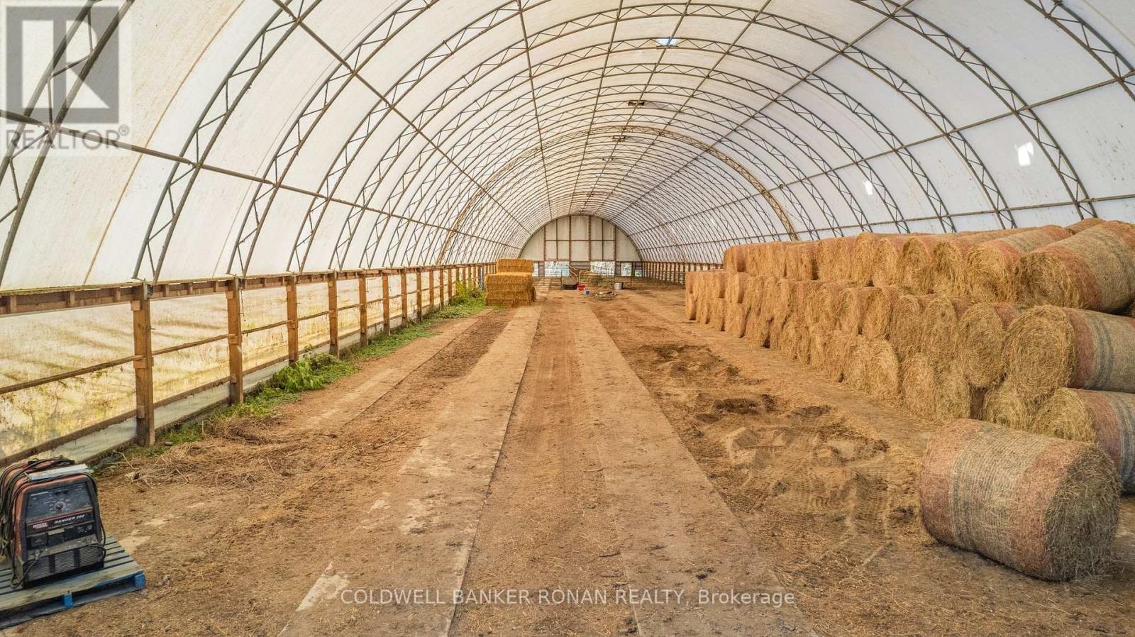 5735 Concession Rd 6, Adjala-Tosorontio, Ontario  L0M 1J0 - Photo 7 - N12949920