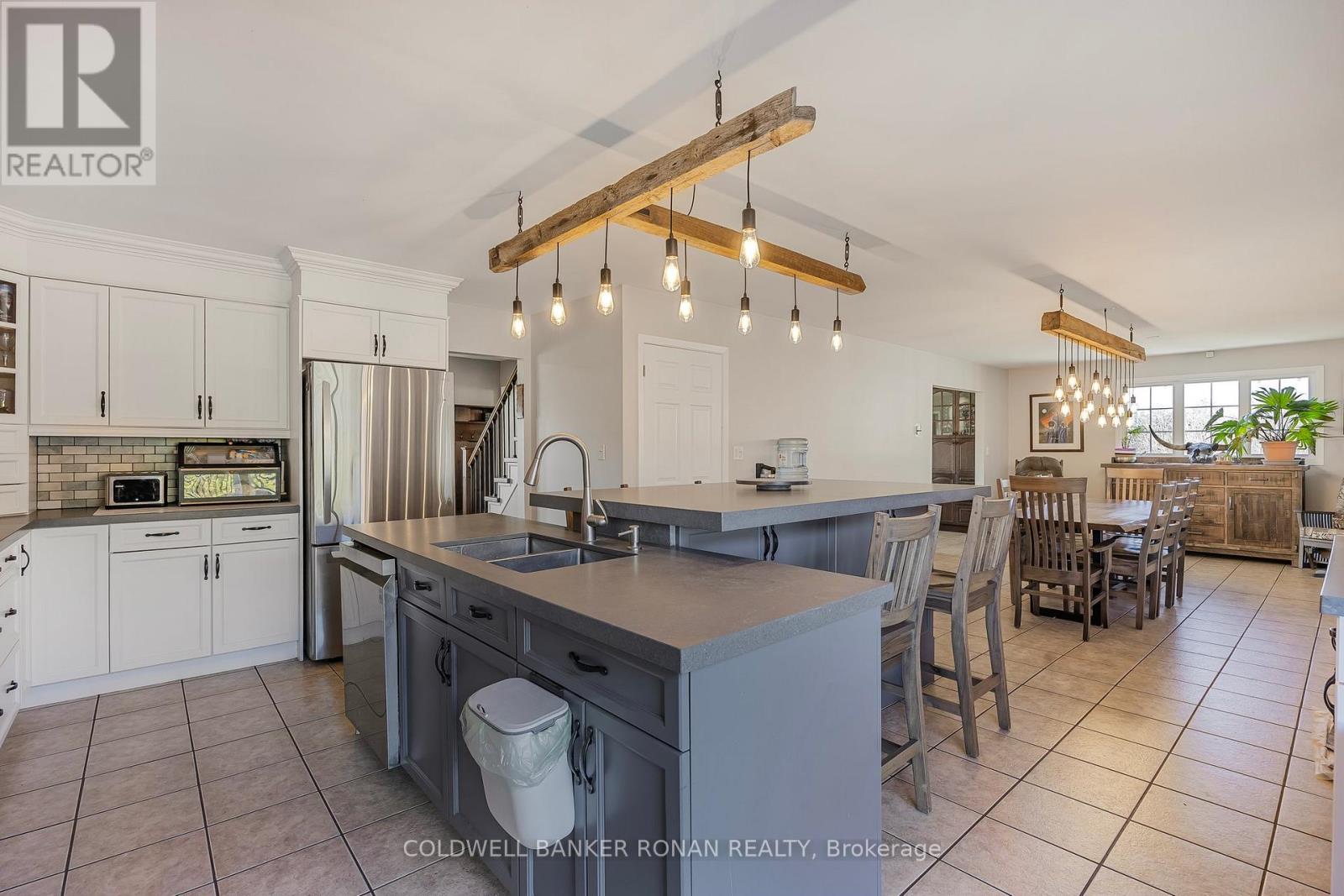 5735 Concession Rd 6, Adjala-Tosorontio, Ontario  L0M 1J0 - Photo 8 - N12949932