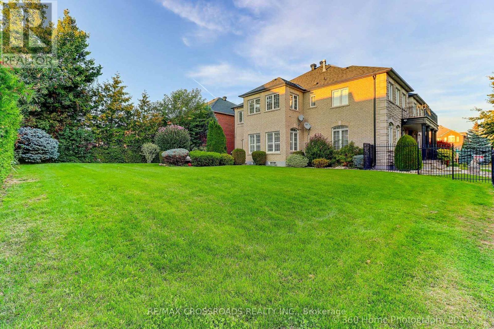 2 Mumberson Court, Markham, Ontario  L6C 1Y4 - Photo 42 - N12949952