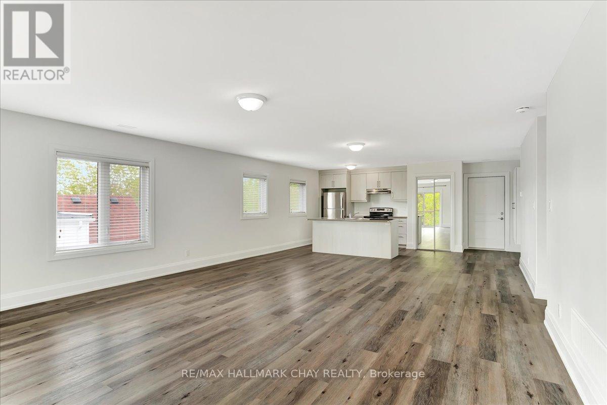 Unit 2 - 325 Peter Street N, Orillia, Ontario  L3V 5A4 - Photo 11 - S12949876