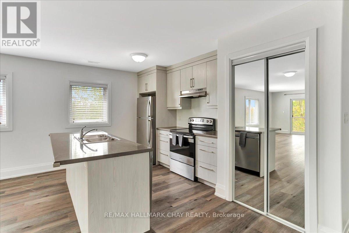 Unit 2 - 325 Peter Street N, Orillia, Ontario  L3V 5A4 - Photo 13 - S12949876