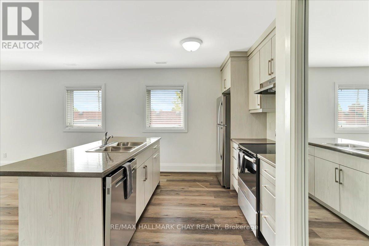 Unit 2 - 325 Peter Street N, Orillia, Ontario  L3V 5A4 - Photo 14 - S12949876