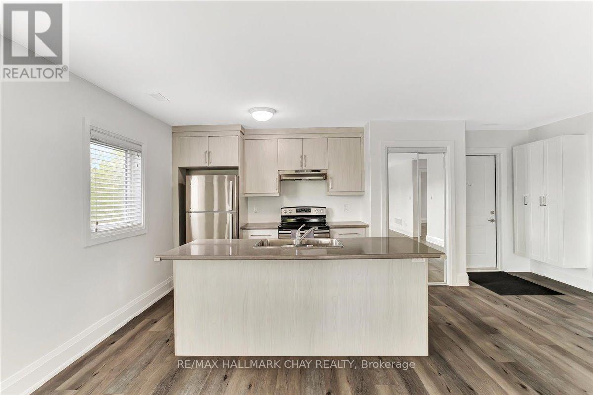 Unit 2 - 325 Peter Street N, Orillia, Ontario  L3V 5A4 - Photo 18 - S12949876