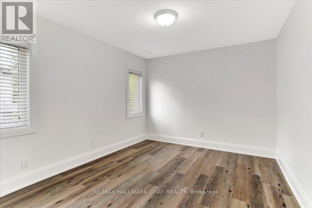 Unit 2 - 325 Peter Street N, Orillia, Ontario  L3V 5A4 - Photo 19 - S12949876