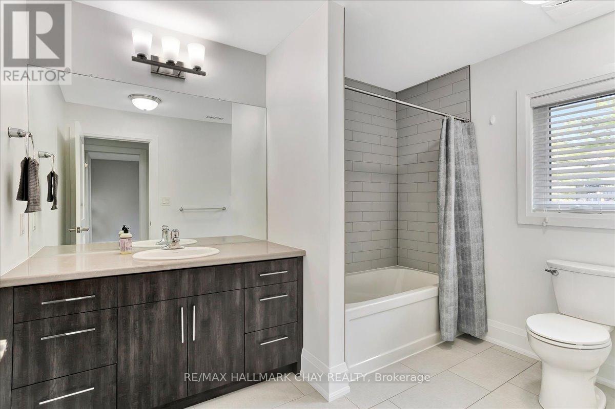 Unit 2 - 325 Peter Street N, Orillia, Ontario  L3V 5A4 - Photo 22 - S12949876