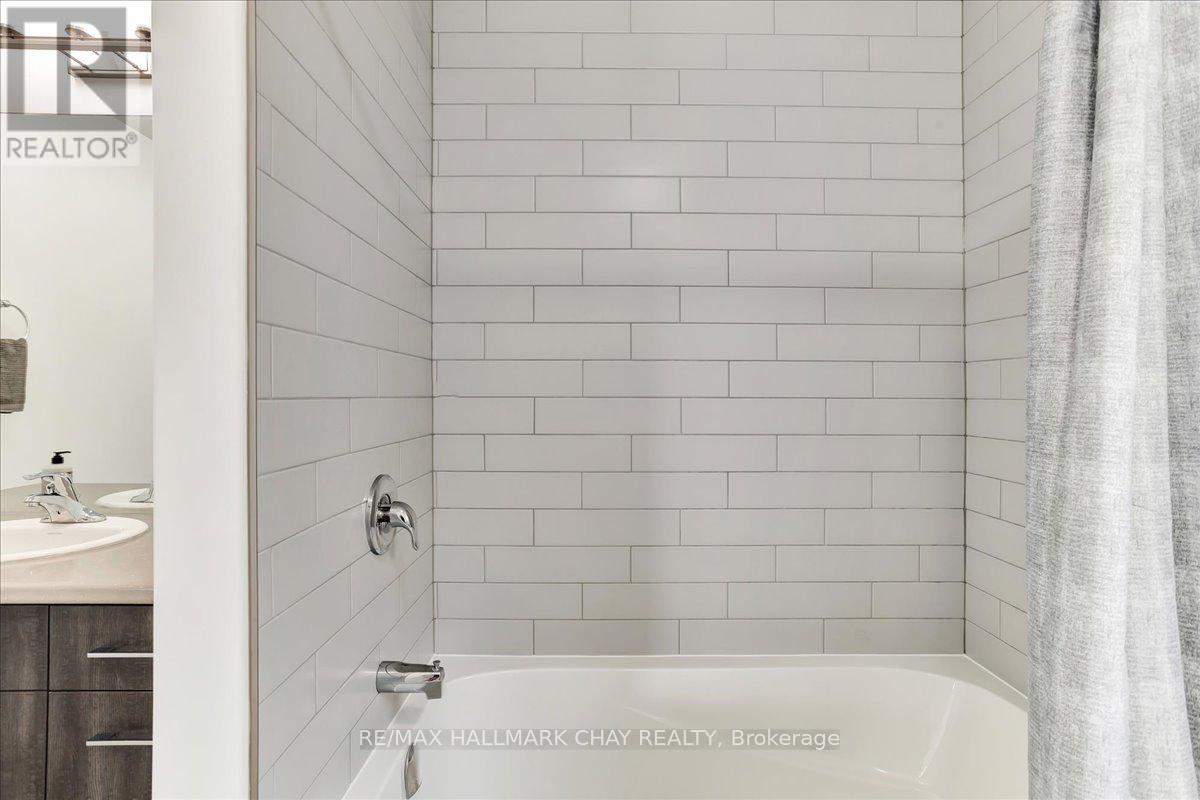 Unit 2 - 325 Peter Street N, Orillia, Ontario  L3V 5A4 - Photo 24 - S12949876