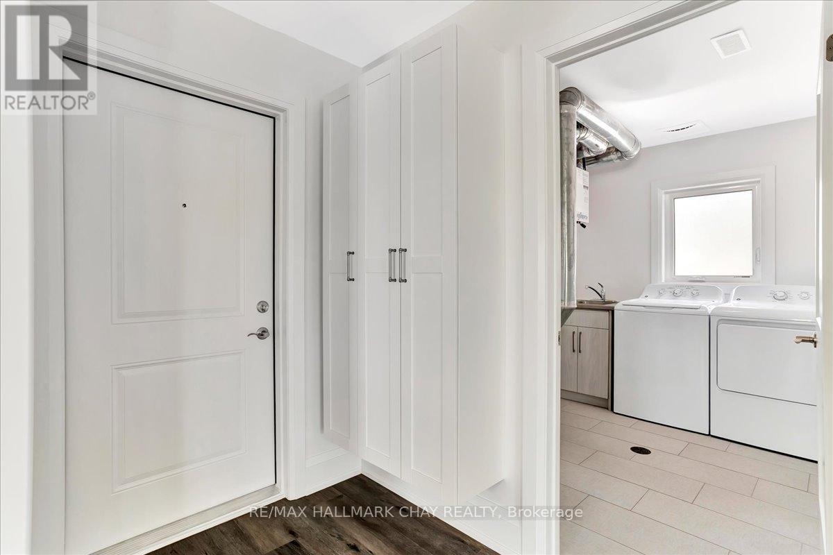 Unit 2 - 325 Peter Street N, Orillia, Ontario  L3V 5A4 - Photo 26 - S12949876