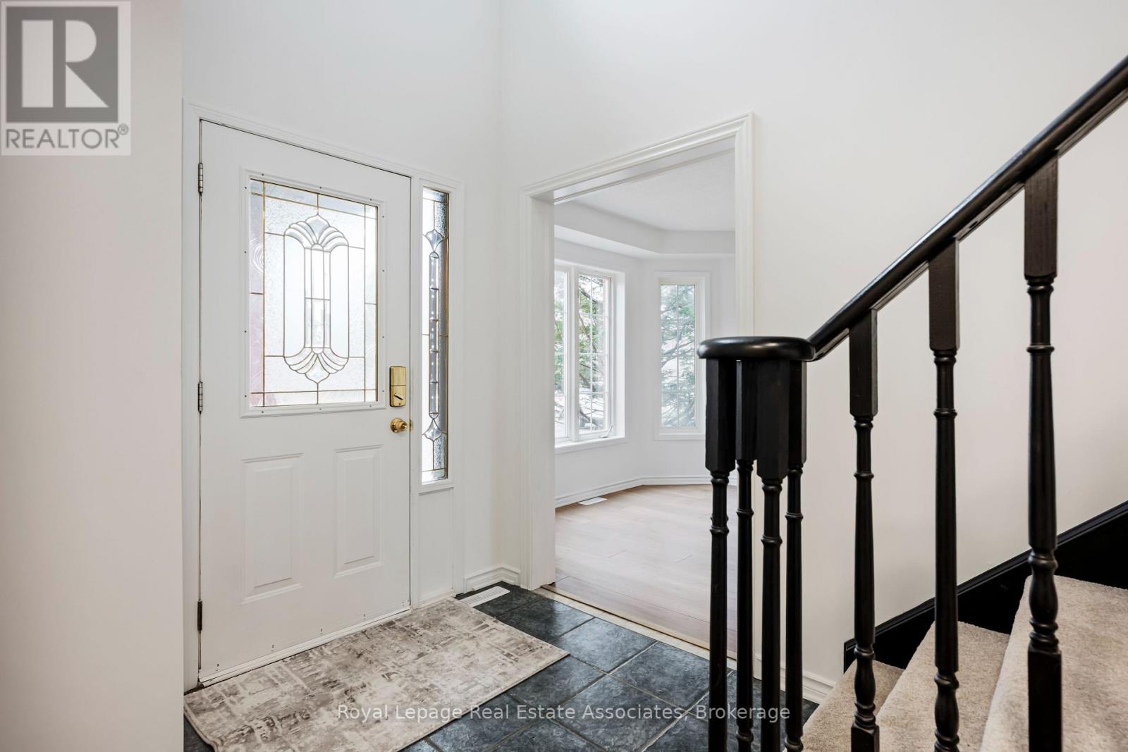 1101 Corrie Street, Innisfil, Ontario  L9S 1T7 - Photo 7 - N12947470