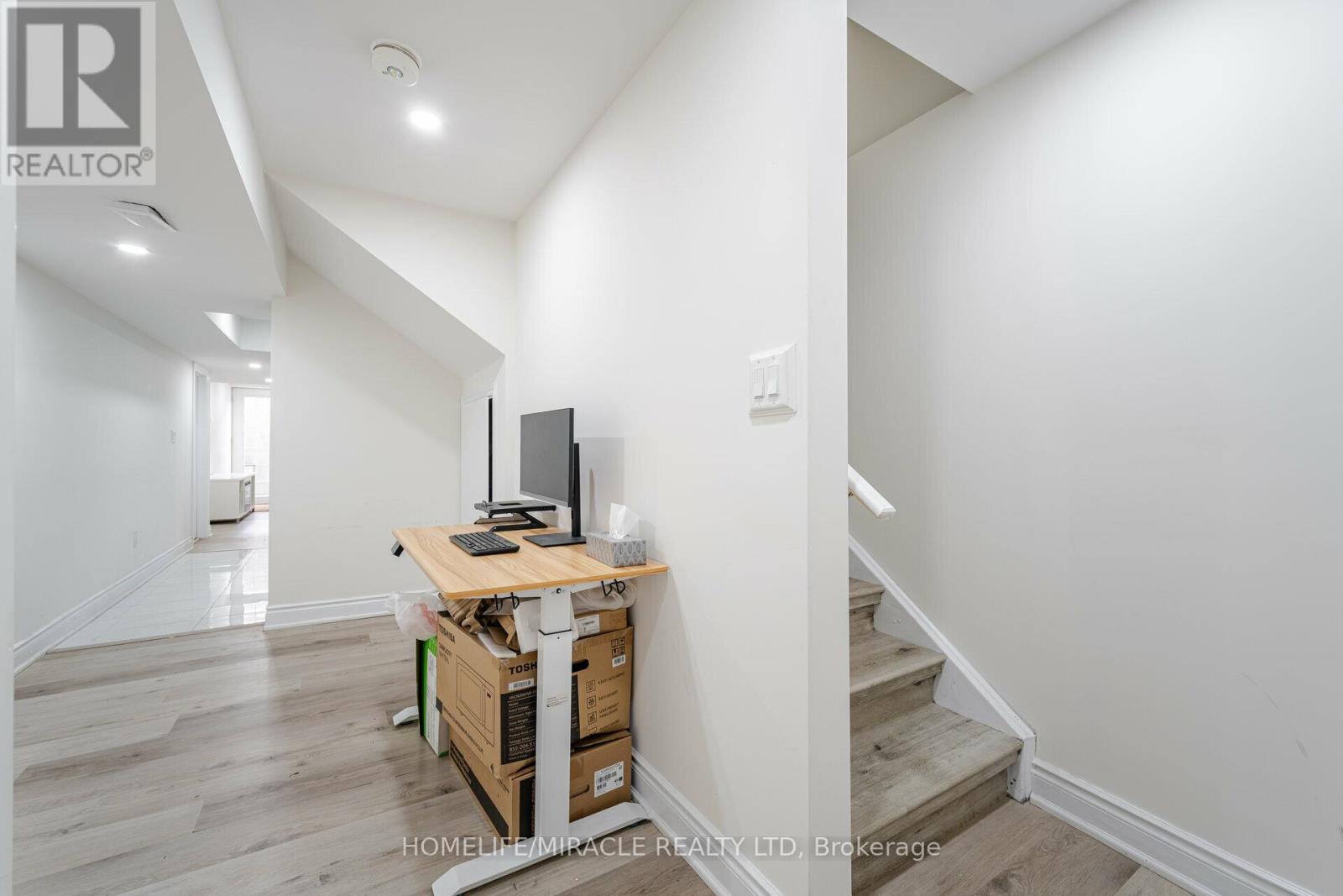 68 Circus Crescent, Brampton, Ontario  L7A 5E1 - Photo 23 - W12932418