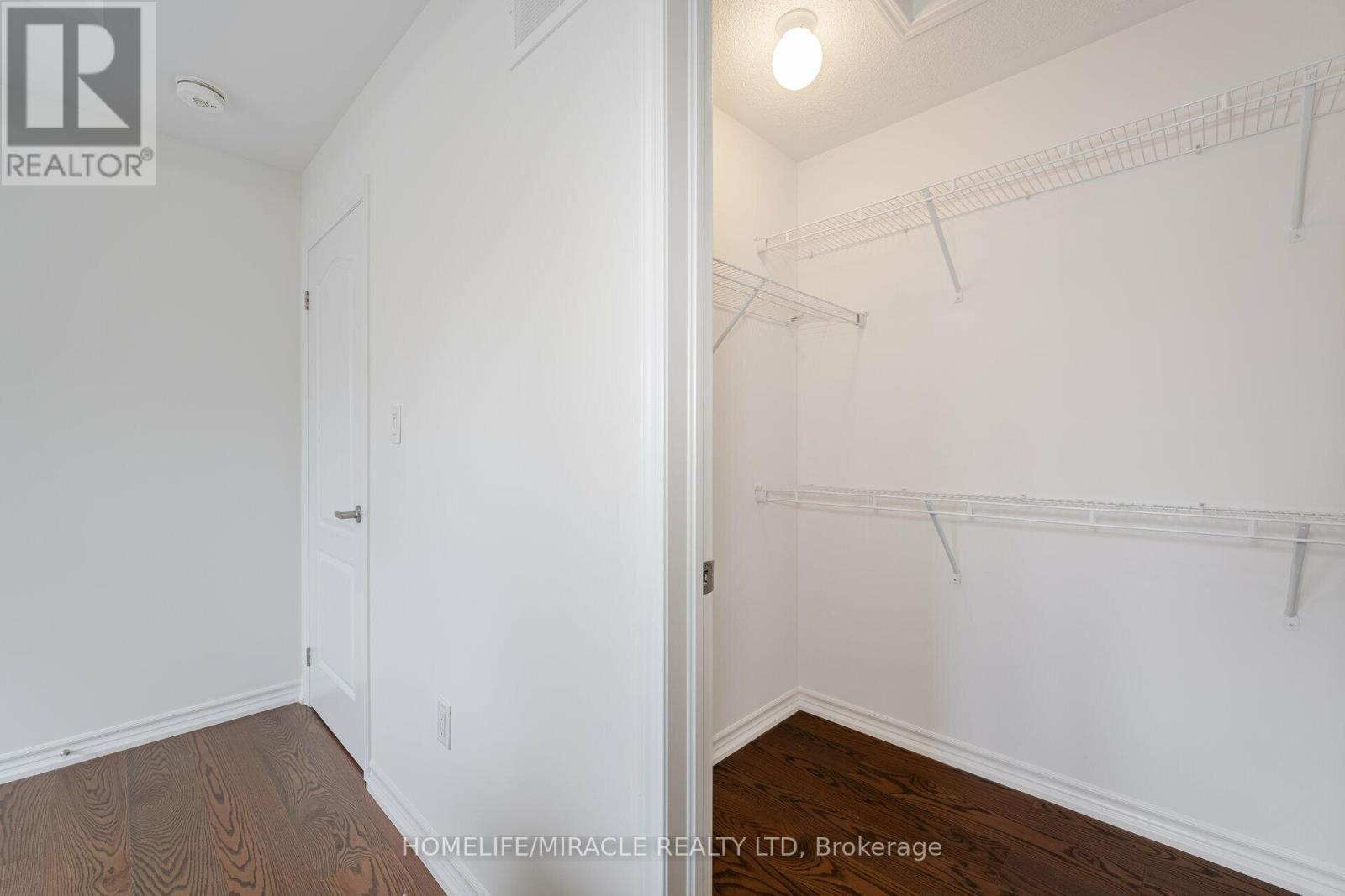 68 Circus Crescent, Brampton, Ontario  L7A 5E1 - Photo 15 - W12932418