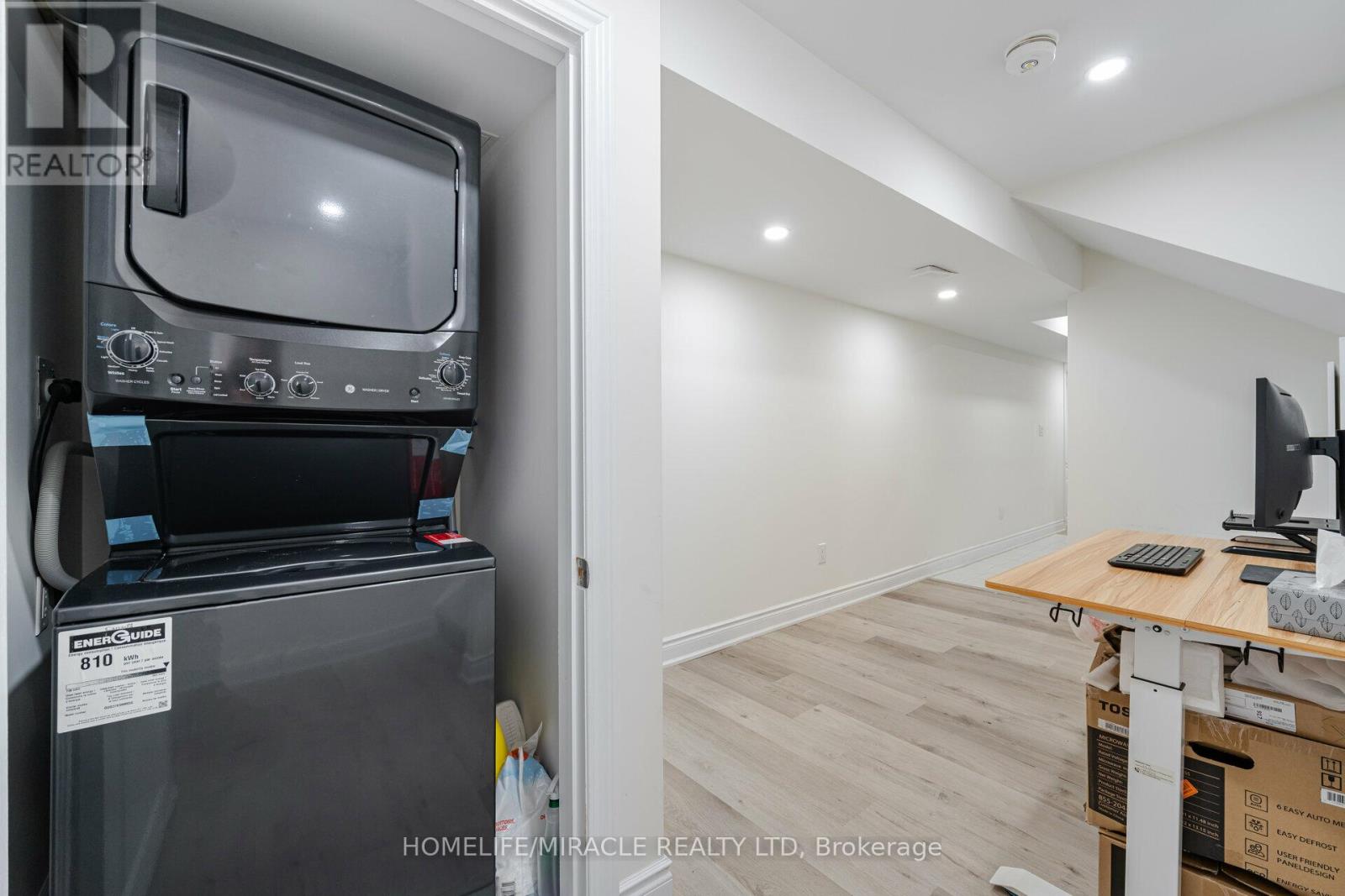 68 Circus Crescent, Brampton, Ontario  L7A 5E1 - Photo 29 - W12932418