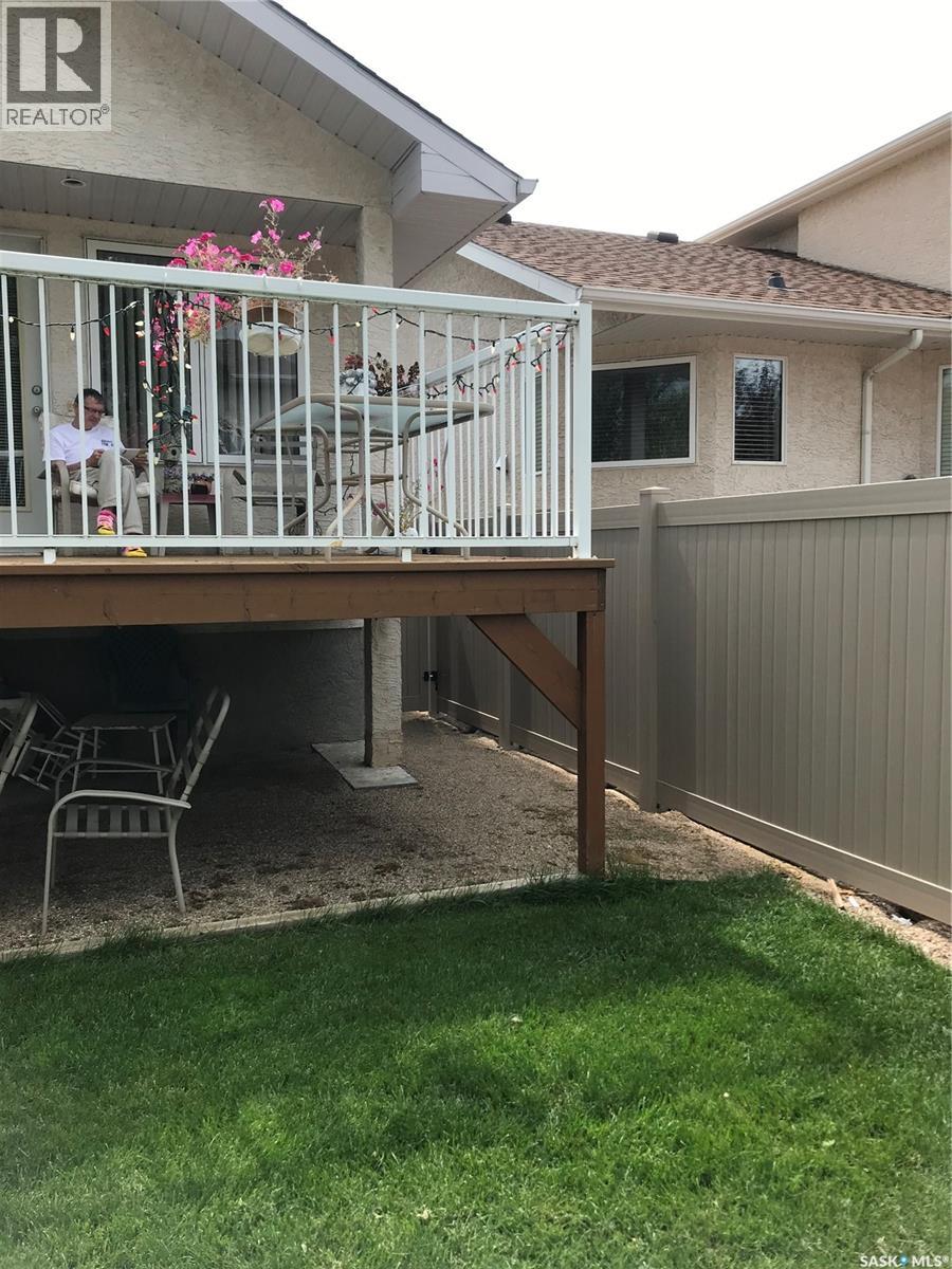 3083 St James Crescent, Regina, Saskatchewan  S4V 3A1 - Photo 61 - SK031756