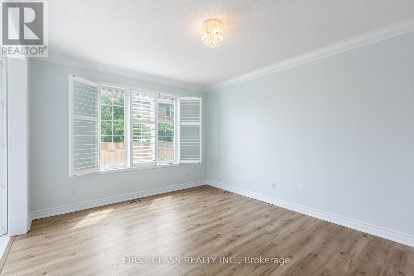 802 Yates Drive, Milton, Ontario  L9T 0E7 - Photo 12 - W12945712