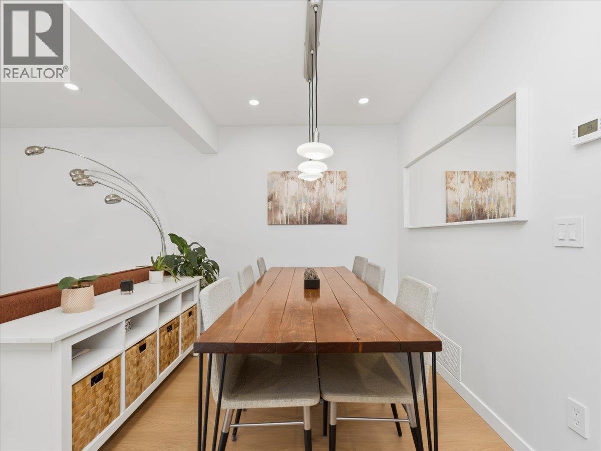 48 1910 Cedar Village Crescent, North Vancouver, British Columbia  V7J 3M5 - Photo 8 - R3096481