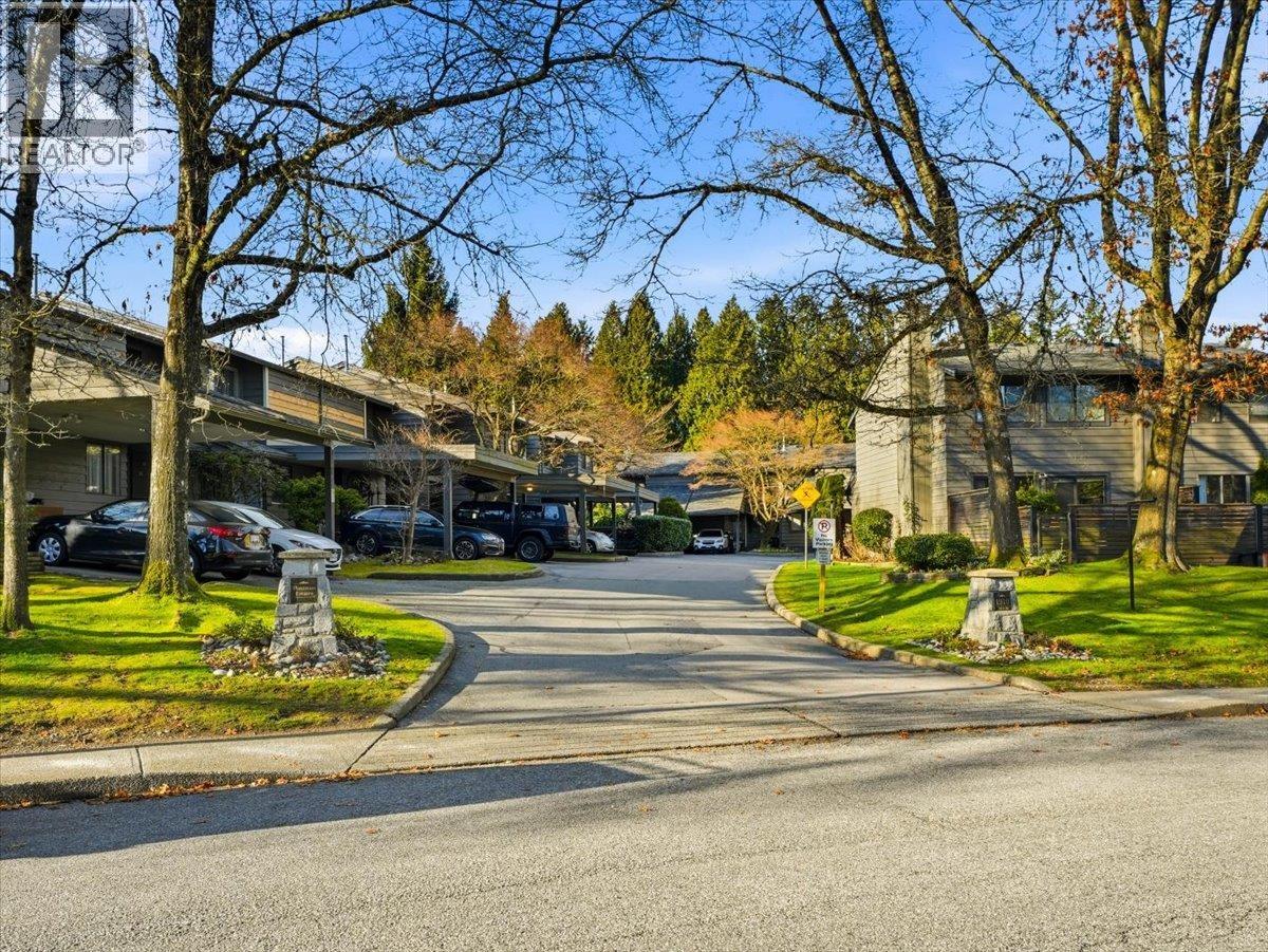 48 1910 Cedar Village Crescent, North Vancouver, British Columbia  V7J 3M5 - Photo 35 - R3096481