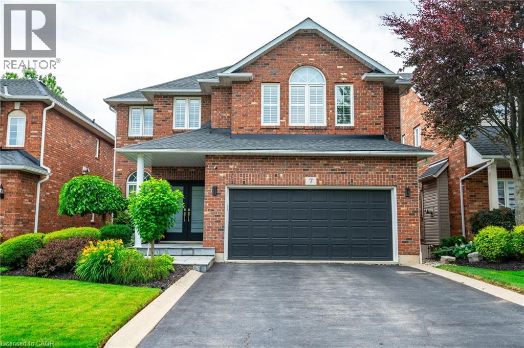 7 VOLTERRA Court, Waterdown, Ontario