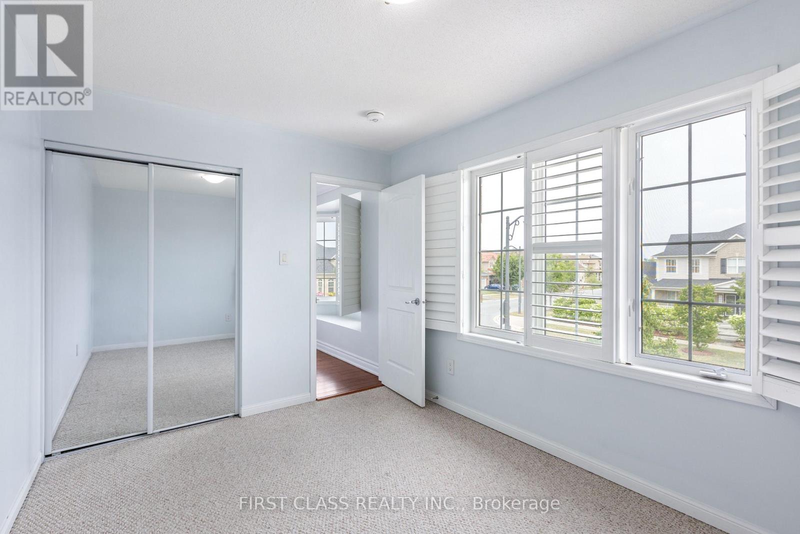 802 Yates Drive, Milton, Ontario  L9T 0E7 - Photo 29 - W12945712