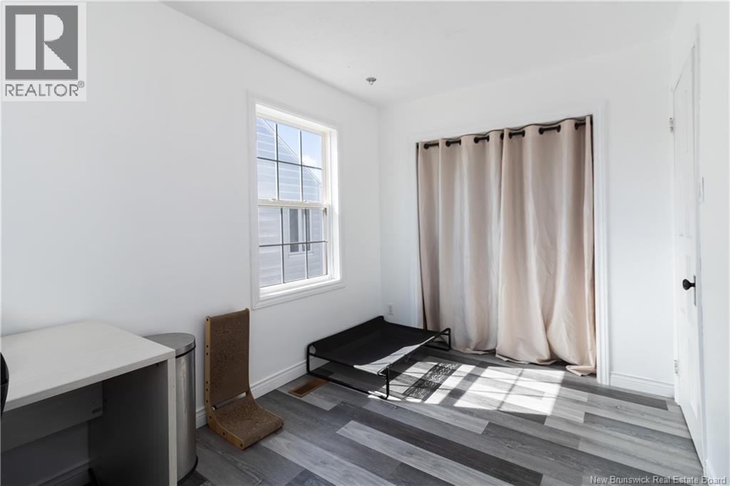 27 Airport Street, Dieppe, New Brunswick  E1A 2G1 - Photo 10 - NB136333