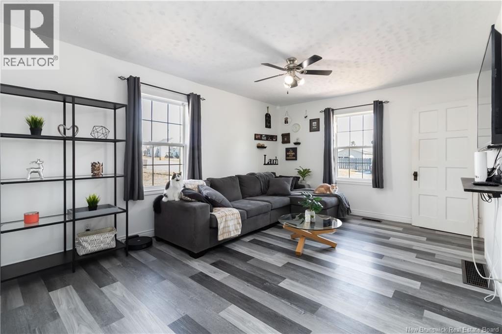 27 Airport Street, Dieppe, New Brunswick  E1A 2G1 - Photo 12 - NB136333